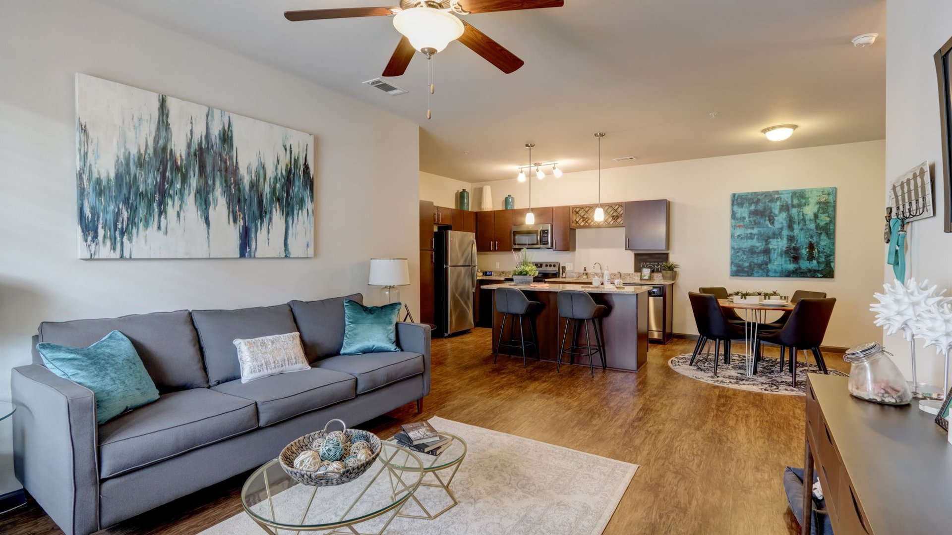 Photos of Springs at South Elgin, in South Eilgin, IL